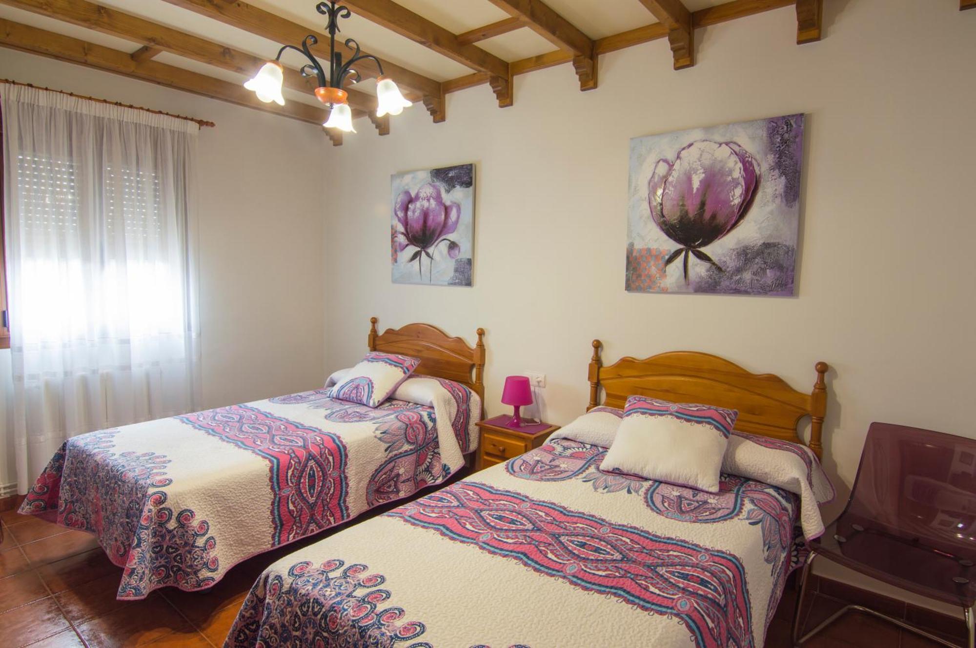 Apartamentos Rurales El Prado Пинофранкеадо Экстерьер фото